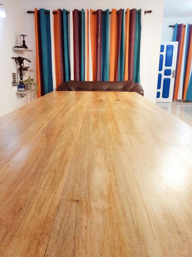 דיקוולה Vitamin Sea Hostel Inn מראה חיצוני תמונה