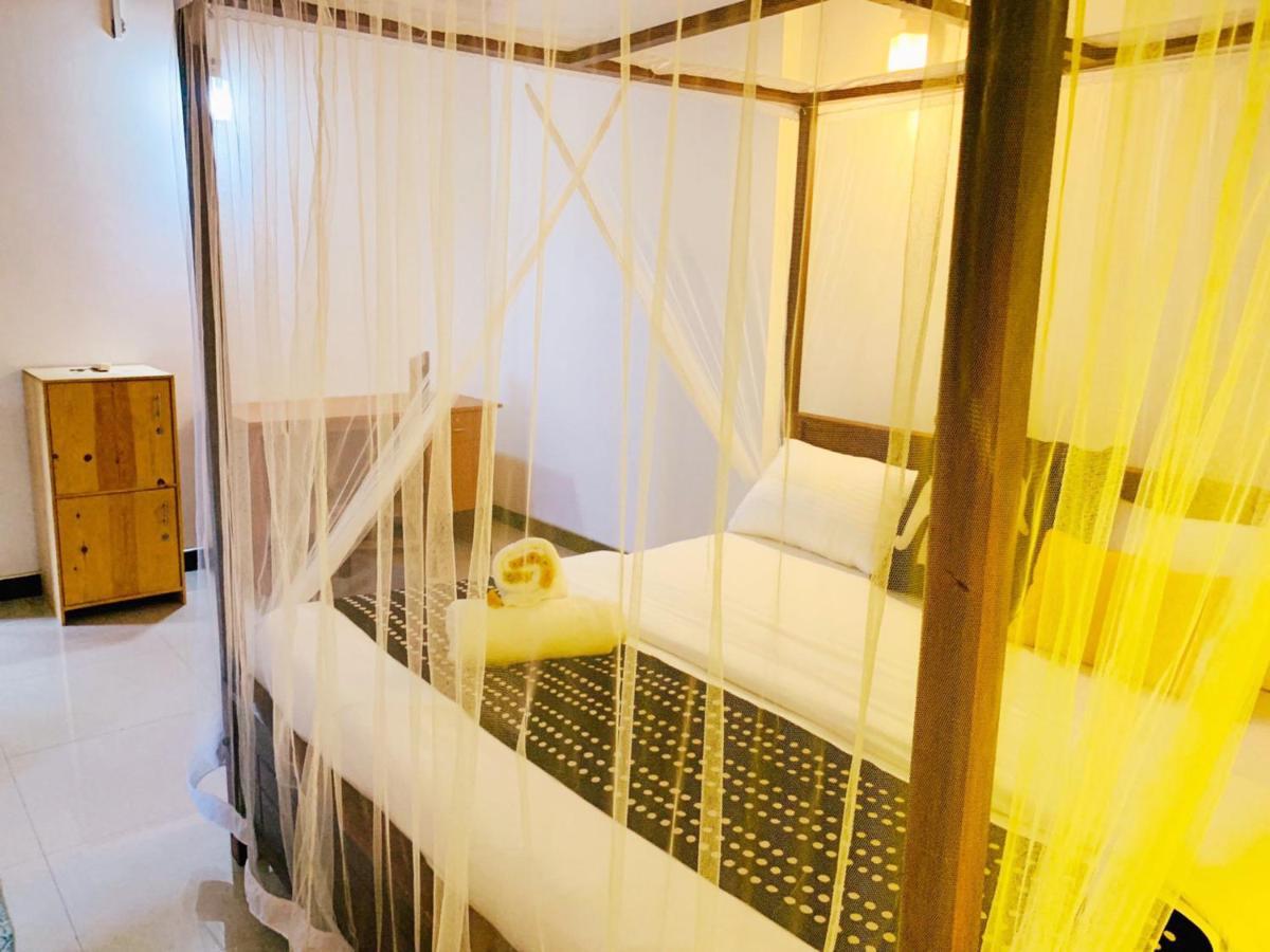 דיקוולה Vitamin Sea Hostel Inn מראה חיצוני תמונה