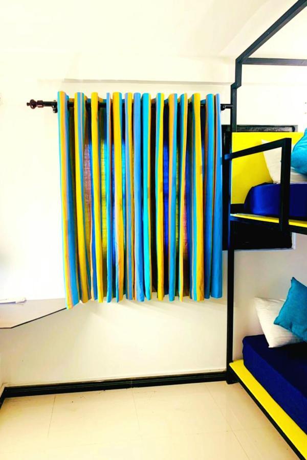 דיקוולה Vitamin Sea Hostel Inn מראה חיצוני תמונה